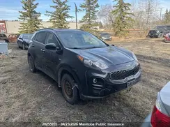 KNDPMCAC8H7105062 2017 KIA SPORTAGE