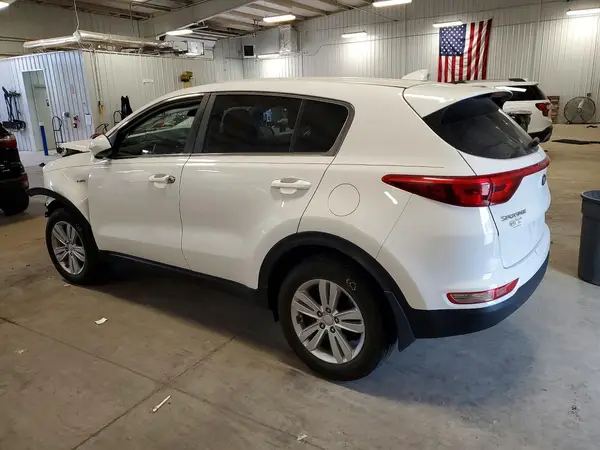 KNDPMCAC8H7114716 2017 KIA SPORTAGE - Image 2