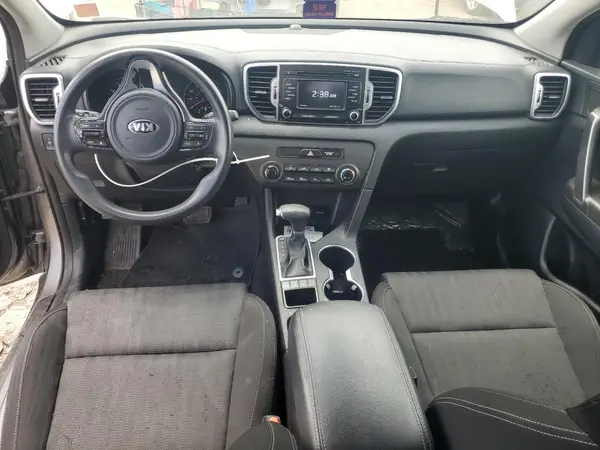 KNDPMCAC8H7117566 2017 KIA SPORTAGE - Image 8