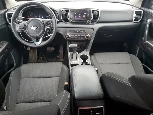 KNDPMCAC8H7117731 2017 KIA SPORTAGE - Image 8