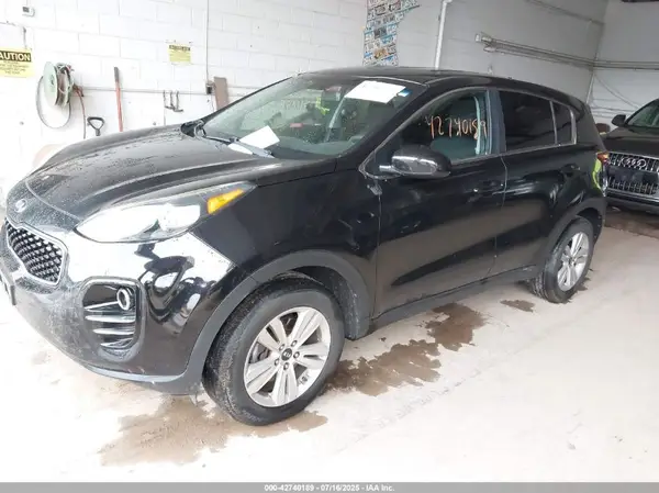 KNDPMCAC8H7133136 2017 KIA SPORTAGE - Image 2