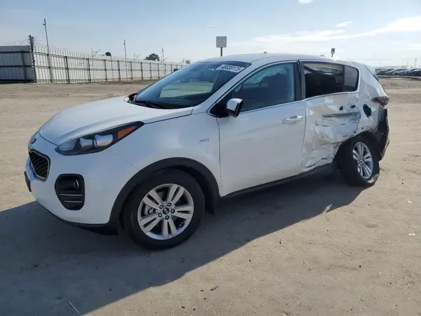 KNDPMCAC8H7154925 2017 KIA SPORTAGE - Image 1