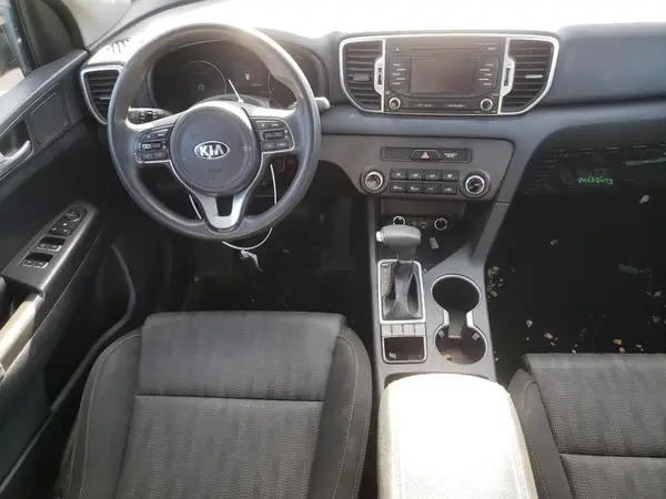 KNDPMCAC8H7157114 2017 KIA SPORTAGE - Image 8