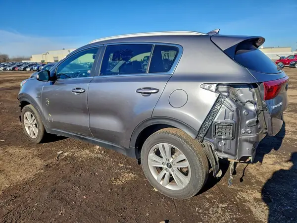 KNDPMCAC8H7157193 2017 KIA SPORTAGE - Image 2