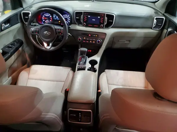 KNDPMCAC8H7161535 2017 KIA SPORTAGE - Image 8