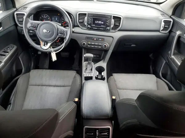 KNDPMCAC8H7164189 2017 KIA SPORTAGE - Image 8