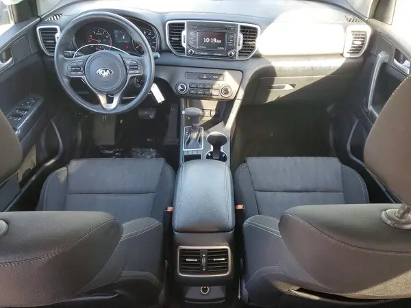 KNDPMCAC8H7167402 2017 KIA SPORTAGE - Image 8