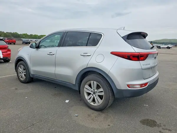 KNDPMCAC8H7169201 2017 KIA SPORTAGE - Image 2