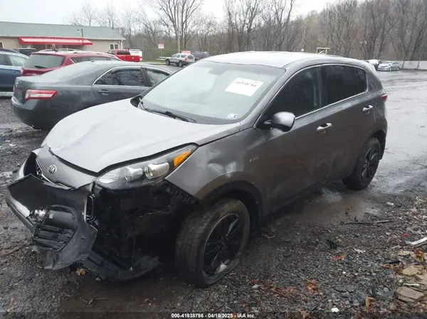 KNDPMCAC8H7173202 2017 KIA SPORTAGE - Image 2