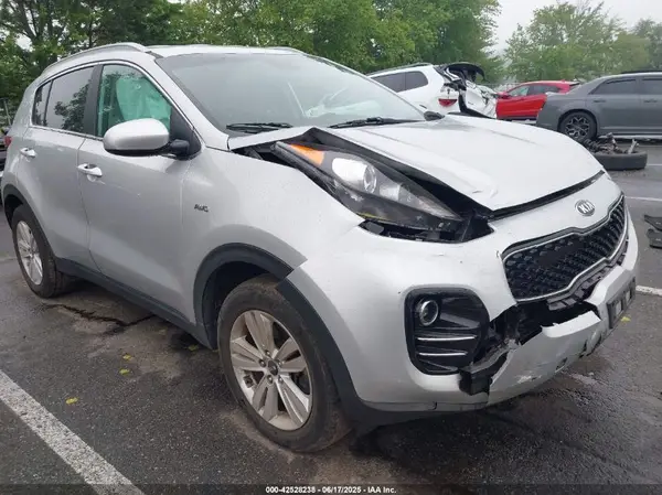 KNDPMCAC8H7179808 2017 KIA SPORTAGE - Image 1