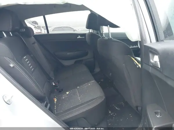 KNDPMCAC8H7179808 2017 KIA SPORTAGE - Image 8