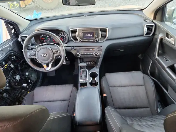 KNDPMCAC8H7197922 2017 KIA SPORTAGE - Image 8