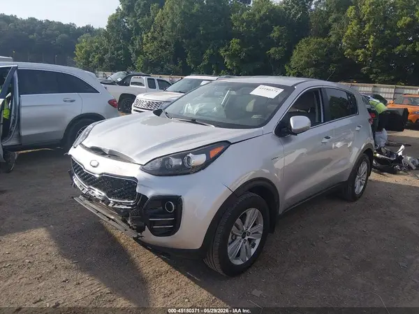KNDPMCAC8H7223306 2017 KIA SPORTAGE - Image 2