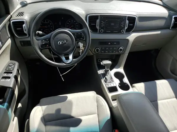 KNDPMCAC8H7224116 2017 KIA SPORTAGE - Image 8