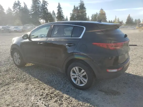 KNDPMCAC8H7235813 2017 KIA SPORTAGE - Image 2