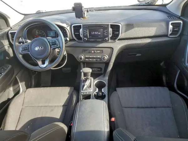KNDPMCAC8H7239425 2017 KIA SPORTAGE - Image 8