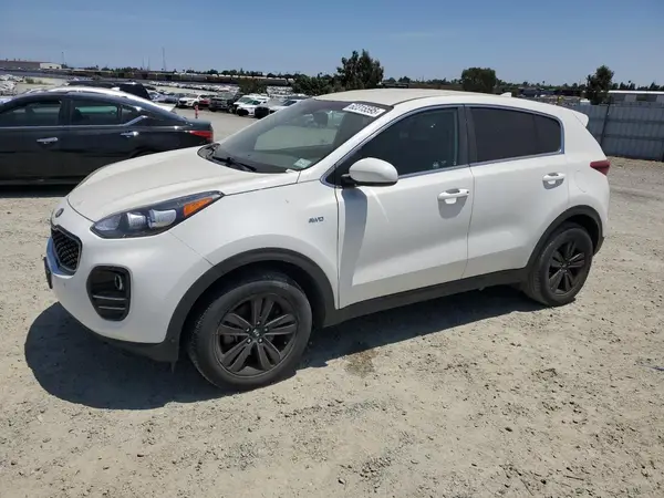 KNDPMCAC8H7243488 2017 KIA SPORTAGE - Image 1