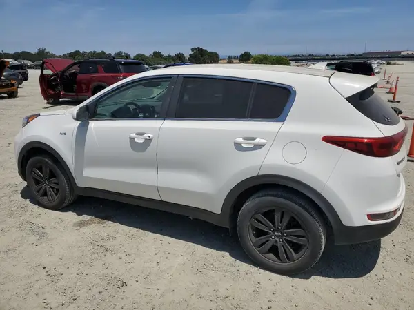 KNDPMCAC8H7243488 2017 KIA SPORTAGE - Image 2
