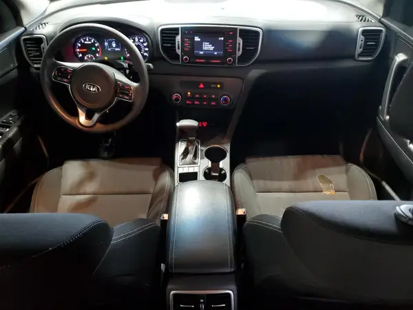 KNDPMCAC8H7271016 2017 KIA SPORTAGE - Image 8