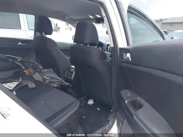 KNDPMCAC8H7271355 2017 KIA SPORTAGE - Image 8