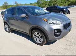 KNDPMCAC8H7272487 2017 KIA SPORTAGE