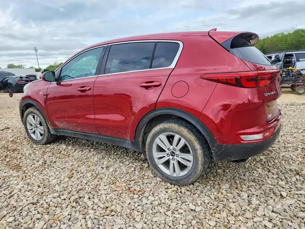 KNDPMCAC8H7281044 2017 KIA SPORTAGE - Image 2