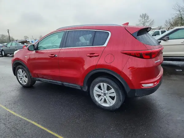 KNDPMCAC8H7284834 2017 KIA SPORTAGE - Image 2