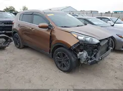 KNDPMCAC8J7302268 2018 KIA SPORTAGE