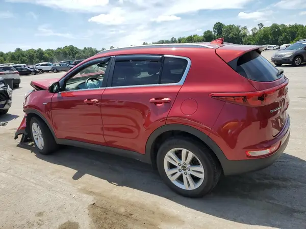 KNDPMCAC8J7321211 2018 KIA SPORTAGE - Image 2