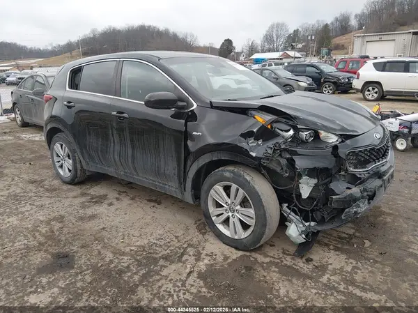 KNDPMCAC8J7344391 2018 KIA SPORTAGE - Image 1