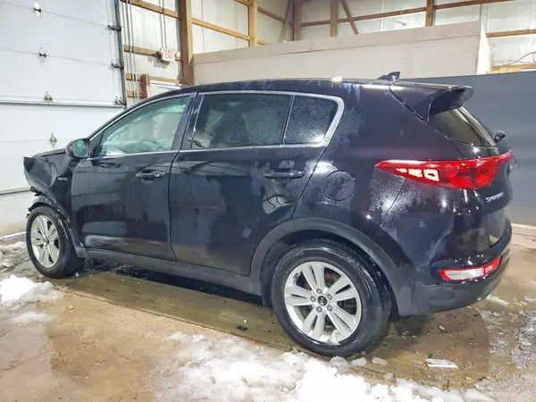KNDPMCAC8J7351860 2018 KIA SPORTAGE - Image 2