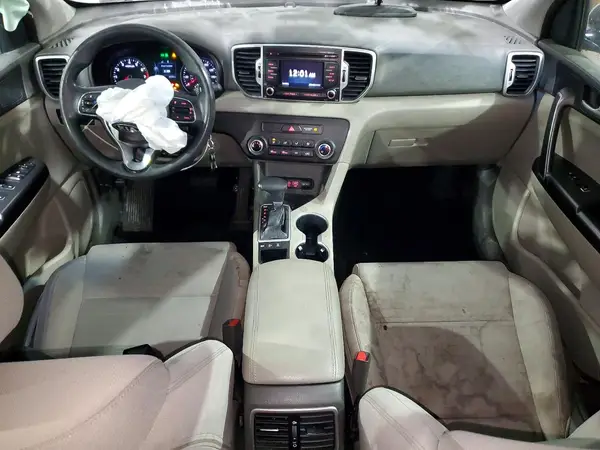 KNDPMCAC8J7351860 2018 KIA SPORTAGE - Image 8