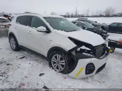 KNDPMCAC8J7388231 2018 KIA SPORTAGE