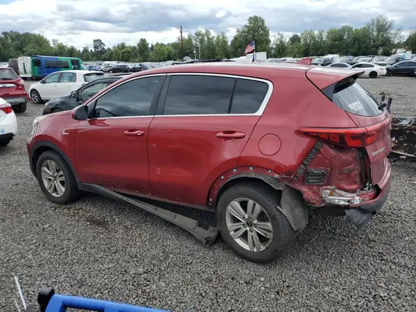 KNDPMCAC8J7415671 2018 KIA SPORTAGE - Image 2