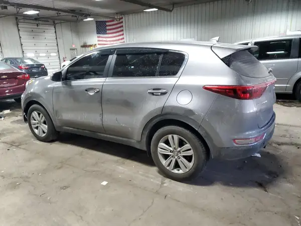 KNDPMCAC8J7416920 2018 KIA SPORTAGE - Image 2