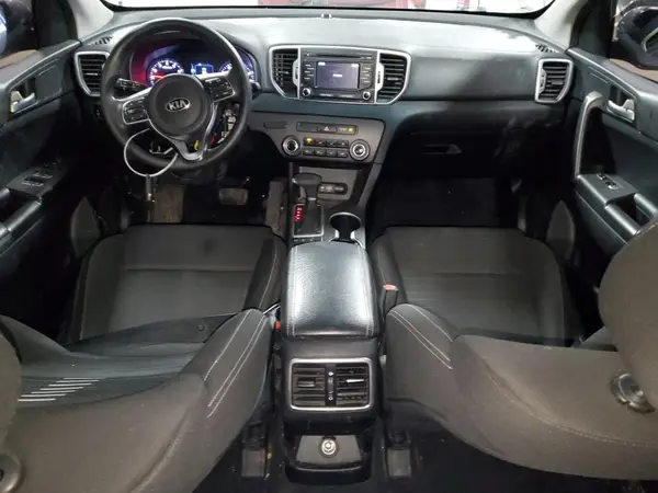 KNDPMCAC8J7416920 2018 KIA SPORTAGE - Image 8