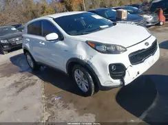 KNDPMCAC8J7417551 2018 KIA SPORTAGE