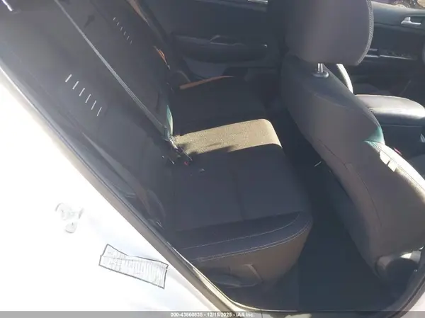 KNDPMCAC8J7417551 2018 KIA SPORTAGE - Image 8