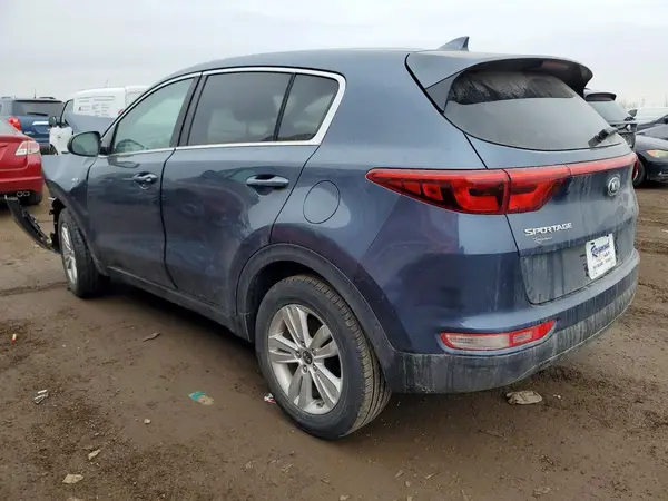 KNDPMCAC8J7422264 2018 KIA SPORTAGE - Image 2