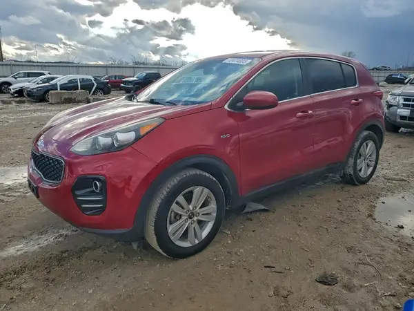 KNDPMCAC8J7424953 2018 KIA SPORTAGE - Image 1