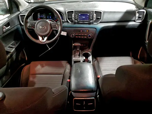 KNDPMCAC8J7431708 2018 KIA SPORTAGE - Image 8