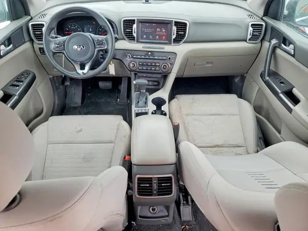 KNDPMCAC8J7446919 2018 KIA SPORTAGE - Image 8
