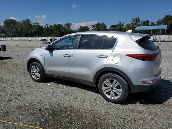 KNDPMCAC8J7446936 2018 KIA SPORTAGE - Image 2