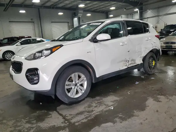 KNDPMCAC8J7478379 2018 KIA SPORTAGE - Image 1