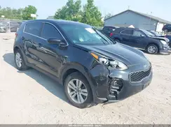 KNDPMCAC8J7487714 2018 KIA SPORTAGE