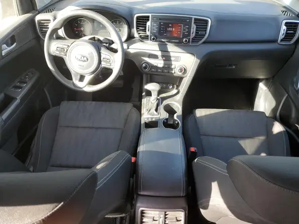 KNDPMCAC8K7508384 2019 KIA SPORTAGE - Image 8