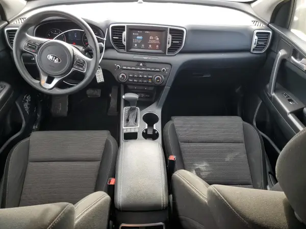 KNDPMCAC8K7526870 2019 KIA SPORTAGE - Image 8