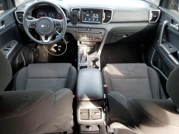 KNDPMCAC8K7529283 2019 KIA SPORTAGE - Image 8