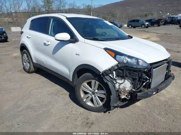 KNDPMCAC8K7534967 2019 KIA SPORTAGE - Image 1