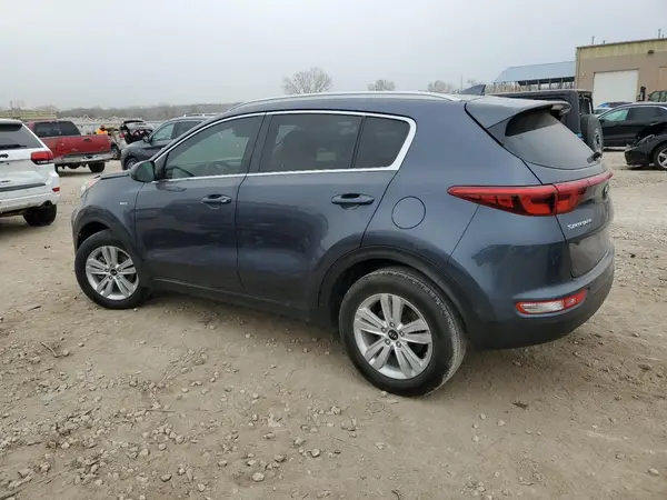 KNDPMCAC8K7559884 2019 KIA SPORTAGE - Image 2